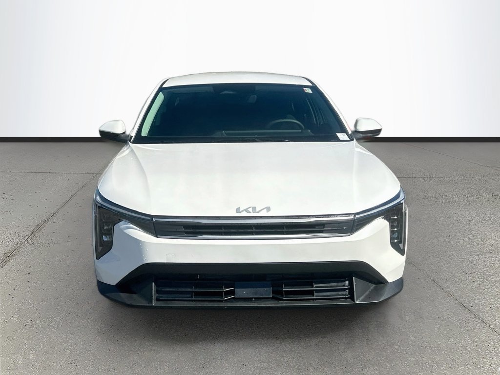 New 2026 Kia K4 FWD image 2