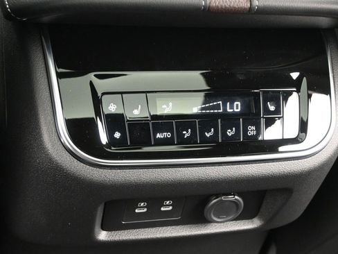 New 2026 Nissan Armada Platinum Reserve AWD/4WD image 15