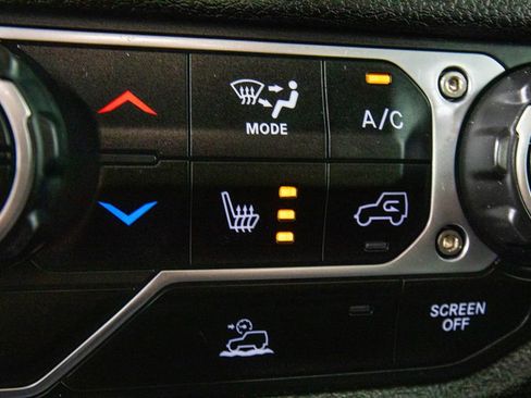 Used 2024 Jeep Wrangler Unlimited Sport AWD/4WD image 25