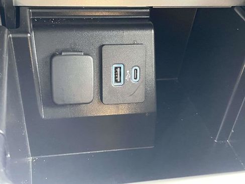 Certified 2023 Ford Explorer XLT w/ Equipment Group 202A image 24