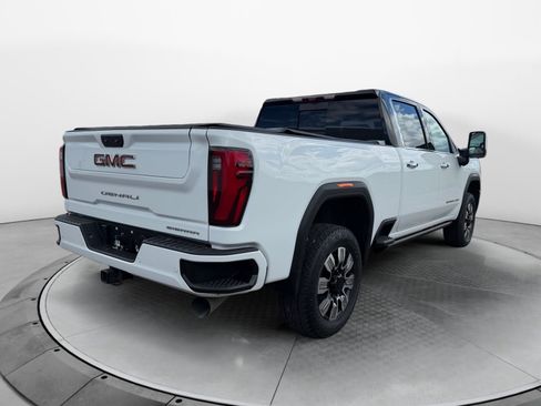 Used 2024 GMC Sierra 2500 Denali w/ Denali Reserve Package AWD/4WD image 5