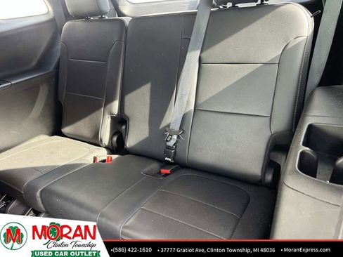 Used 2023 Chevrolet Traverse Premier w/ Redline Edition image 13