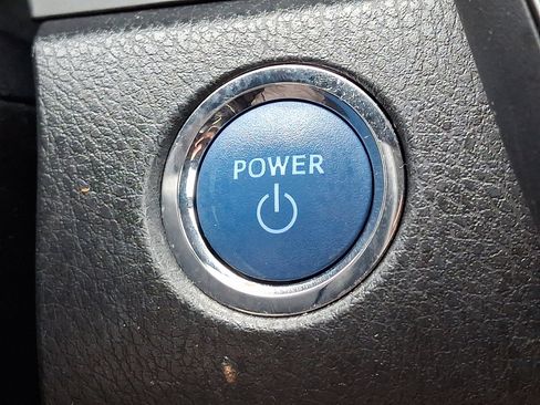 Used 2021 Toyota Camry LE image 23