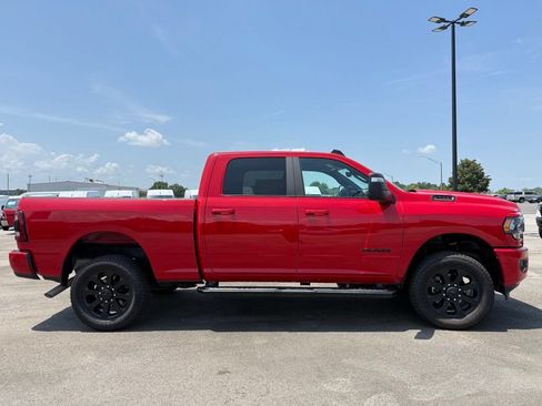 Used 2024 RAM 2500 Big Horn w/ Night Edition AWD/4WD image 9