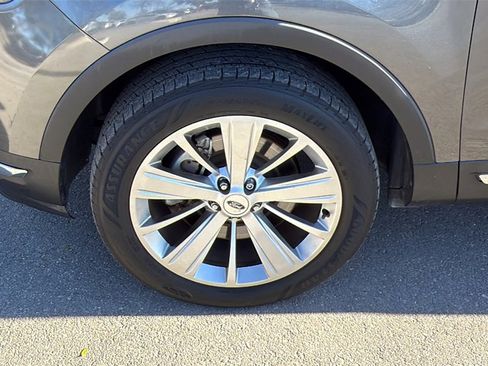 Used 2018 Ford Explorer Limited image 51