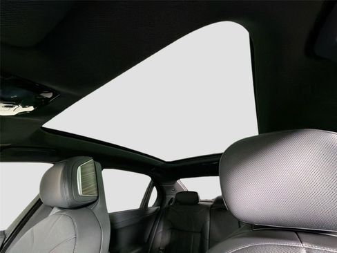 New 2026 BMW 750e xDrive AWD/4WD image 41