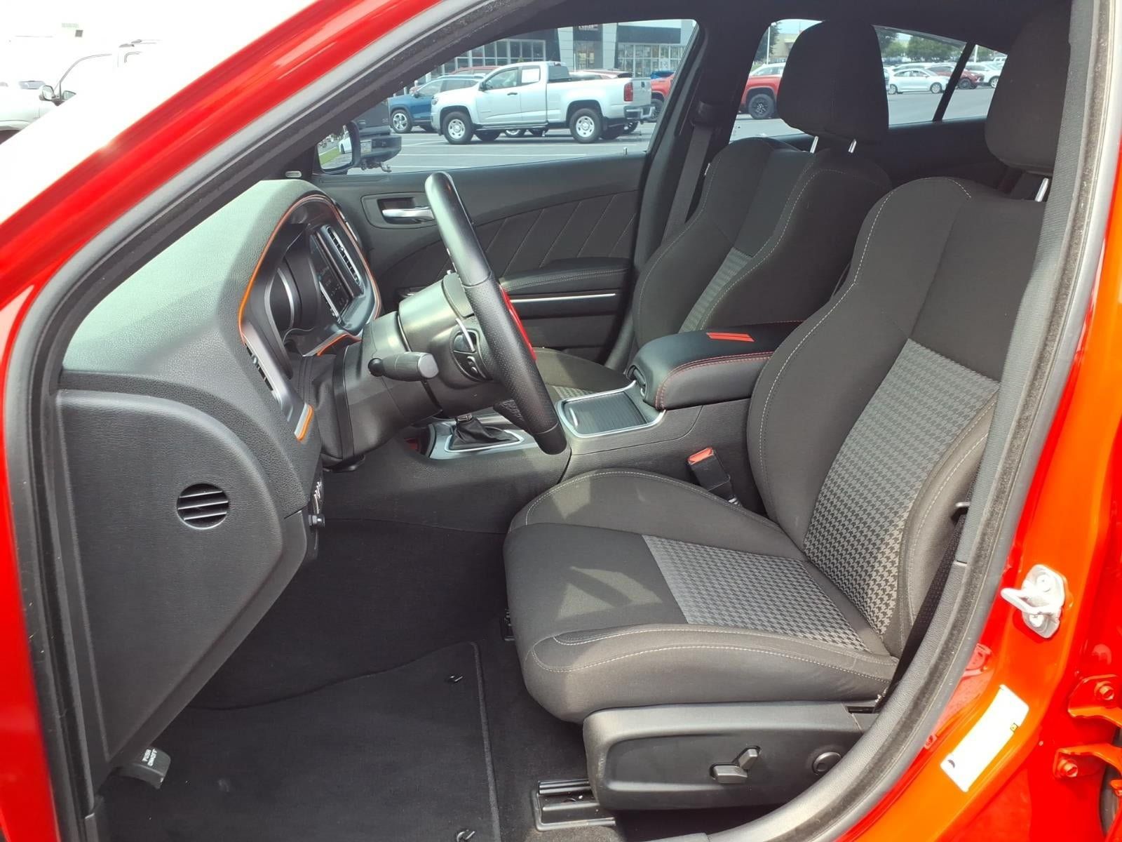 Used 2022 Dodge Charger GT AWD/4WD image 17