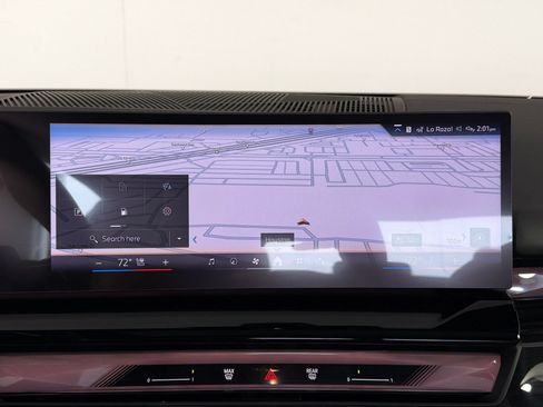 Used 2027 BMW 530i w/ Convenience Package RWD image 18
