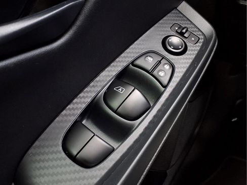 Certified 2025 Nissan Sentra S FWD image 19