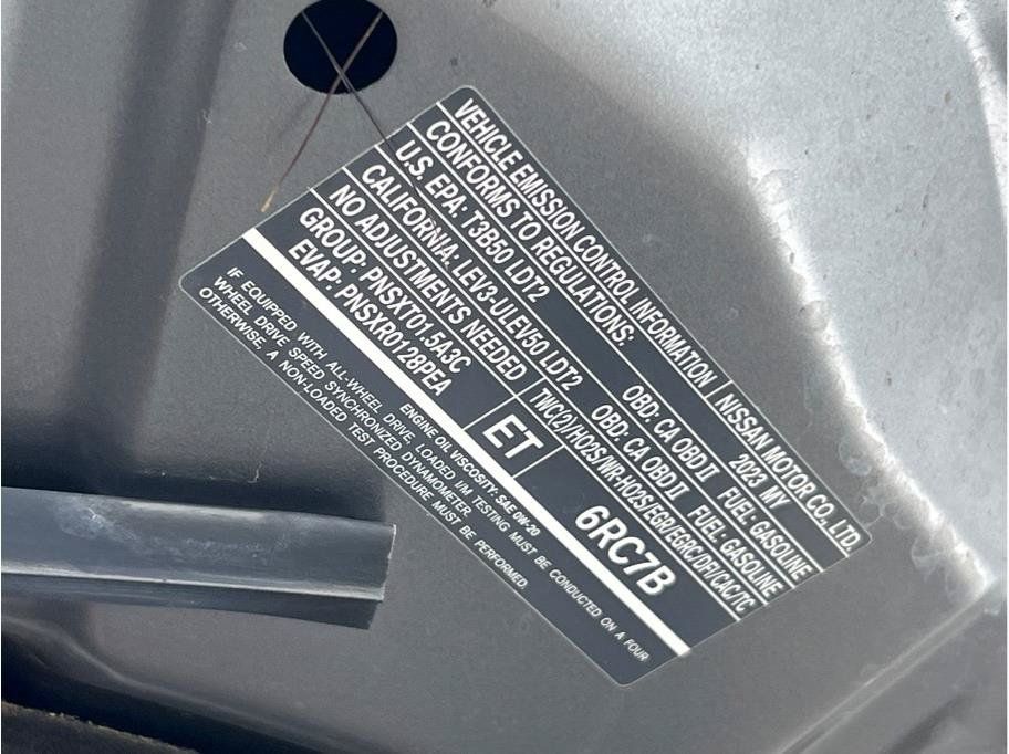 Used 2023 Nissan Rogue SV FWD image 22