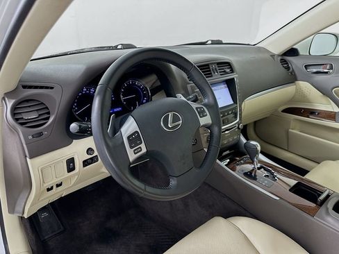 Used 2012 Lexus IS 250 w/ Premium Pkg Value Edition image 9