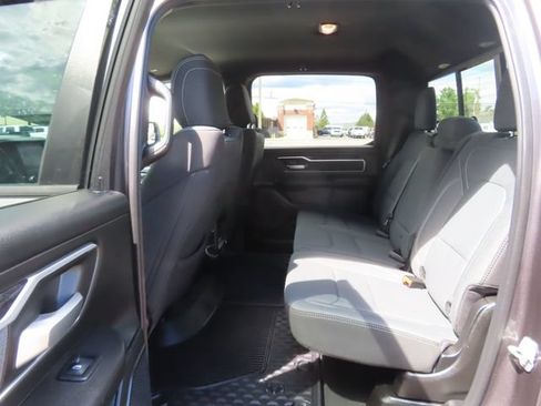 Used 2022 RAM 1500 Big Horn AWD/4WD image 22