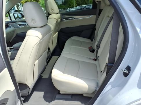 Used 2021 Cadillac XT5 Premium Luxury w/ LPO, Floor Liner Package AWD/4WD image 13