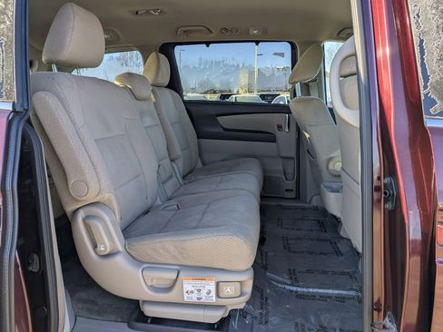 Used 2014 Honda Odyssey EX image 25