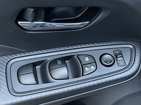 New 2025 Nissan Versa SV w/ Trunk Package image 11