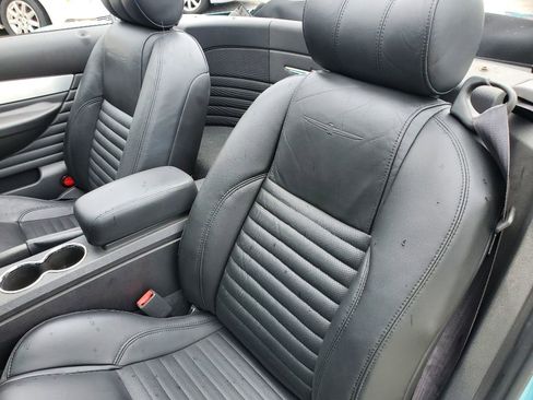 Used 2002 Ford Thunderbird RWD image 21