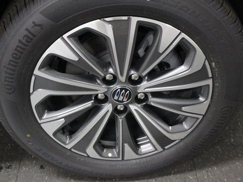 New 2025 Buick Envision Preferred image 12