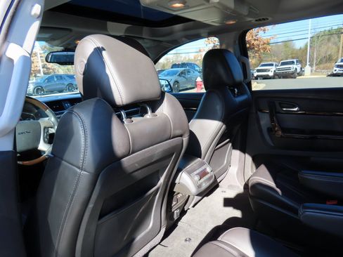 Used 2014 GMC Acadia Denali image 33