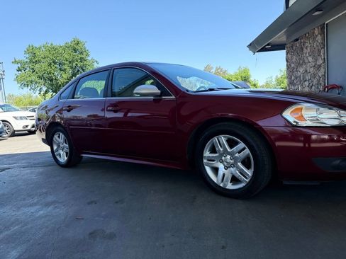 Used 2011 Chevrolet Impala LT image 24
