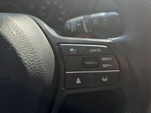 Used 2025 Honda CR-V EX image 17
