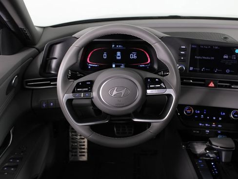 Used 2026 Hyundai Elantra Sport FWD image 10