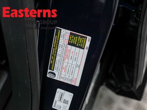 Used 2024 Nissan Ariya FWD image 36