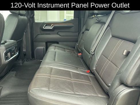 Used 2023 Chevrolet Silverado 1500 High Country w/ Technology Package image 22