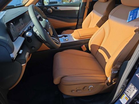 New 2026 Genesis GV80 2.5T Prestige image 9