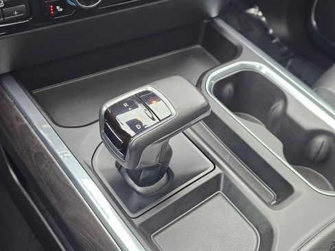 Used 2022 Chevrolet Silverado 1500 LTZ w/ LTZ Premium Package image 36