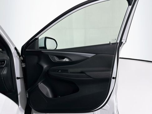 Used 2026 Buick Envista Preferred FWD image 30
