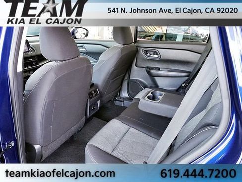 Used 2024 Nissan Rogue SV FWD image 17