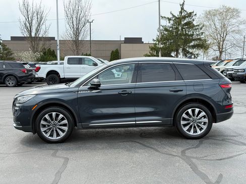 Used 2022 Lincoln Corsair Reserve w/ Equipment Group 201A image 6