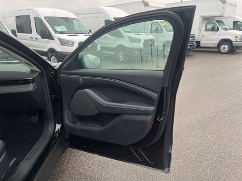 Used 2025 Ford Mustang Mach-E Select w/ Comfort Package Lite image 15