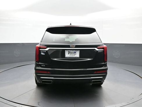 Used 2023 Cadillac XT6 Luxury image 7