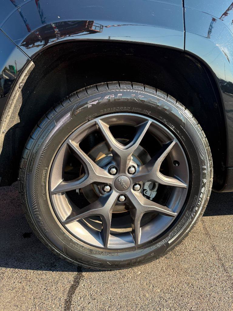 Used 2019 Jeep Grand Cherokee Limited X RWD image 11