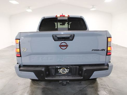 Used 2024 Nissan Frontier PRO-4X w/ Pro Convenience Package image 8