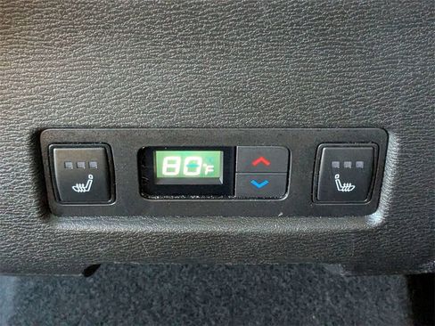 Used 2024 Mitsubishi Outlander SEL image 16