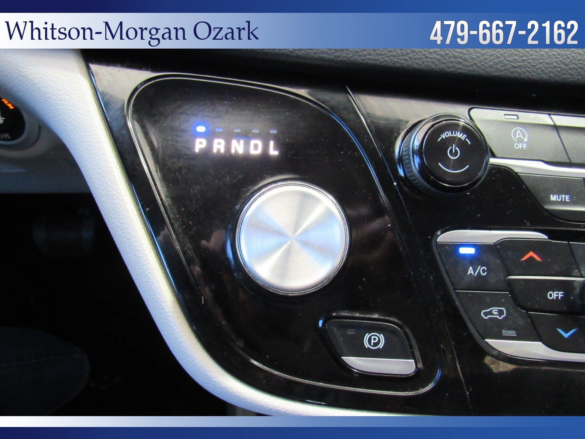Used 2022 Chrysler Voyager LX FWD image 50