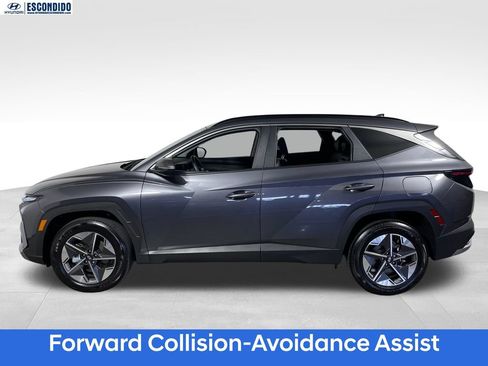 Certified 2025 Hyundai Tucson SEL AWD/4WD image 2