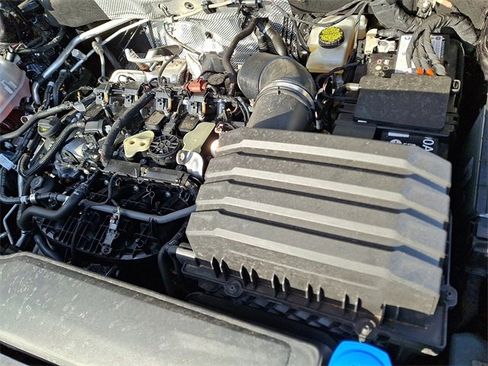 Used 2024 Volkswagen Atlas SEL Premium R-Line image 28