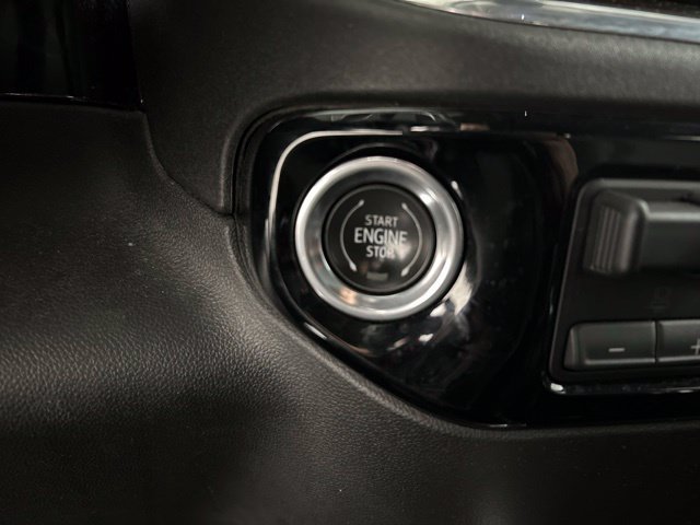 Used 2023 Chevrolet Silverado 1500 RST AWD/4WD image 12