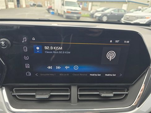 Certified 2025 Chevrolet Trax LT w/ LT Convenience Package image 26