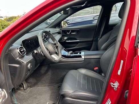 Used 2024 Mercedes-Benz C 300 Sedan image 2