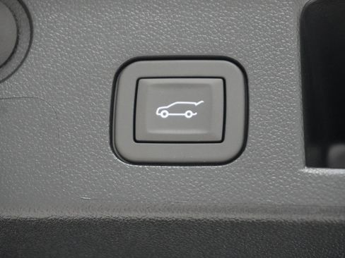 New 2026 Chevrolet Equinox RS w/ Convenience Package III image 7