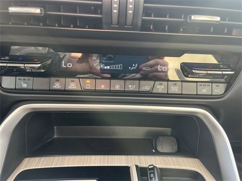 Certified 2024 MAZDA CX-90 Plug-In Hybrid w/ Premium Pkg image 19