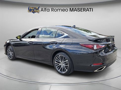 Used 2023 Lexus ES 350 w/ Premium Package image 7