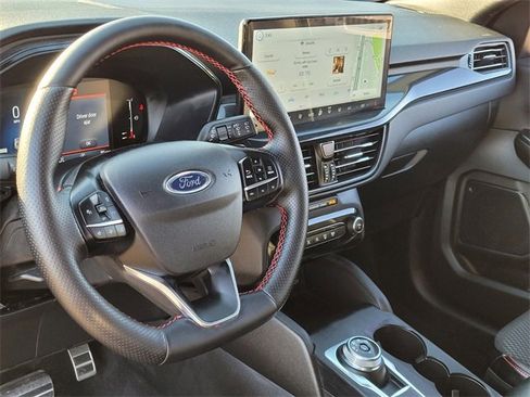 Used 2024 Ford Escape ST-Line w/ Tech Pack #1 image 8