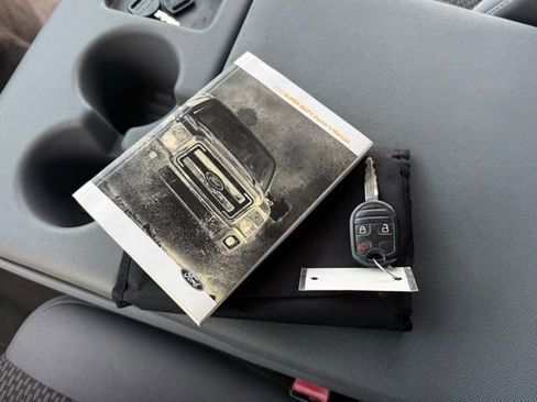 Used 2014 Ford F250 XL w/ Power Equipment Group image 4