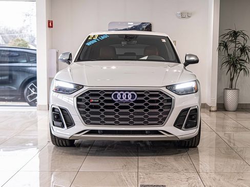 Used 2023 Audi SQ5 Premium Plus w/ Premium Plus Package image 2