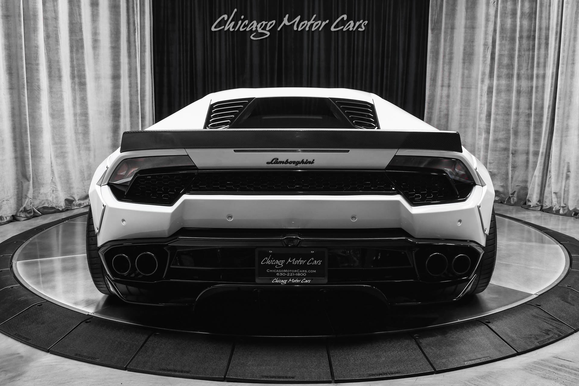 Used 2016 Lamborghini Huracan LP 580-2 RWD image 4